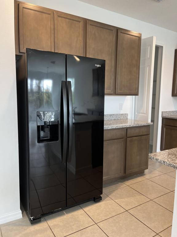 Building Photo - 19736 Lonesome Pine Dr