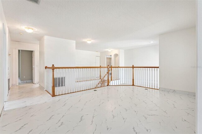 Building Photo - 2205 Wintermere Pointe Dr