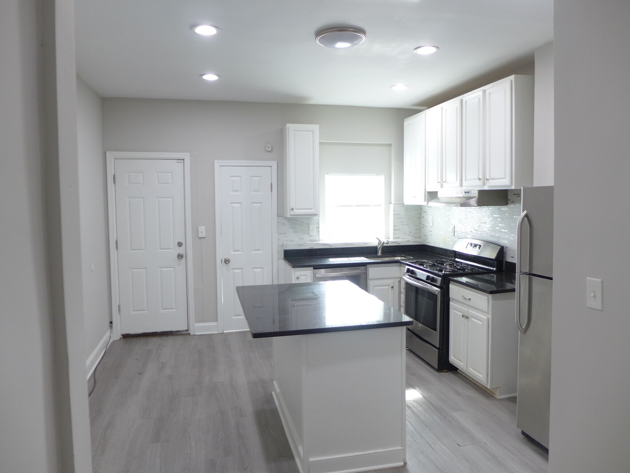 Building Photo - 619 McKewin Ave