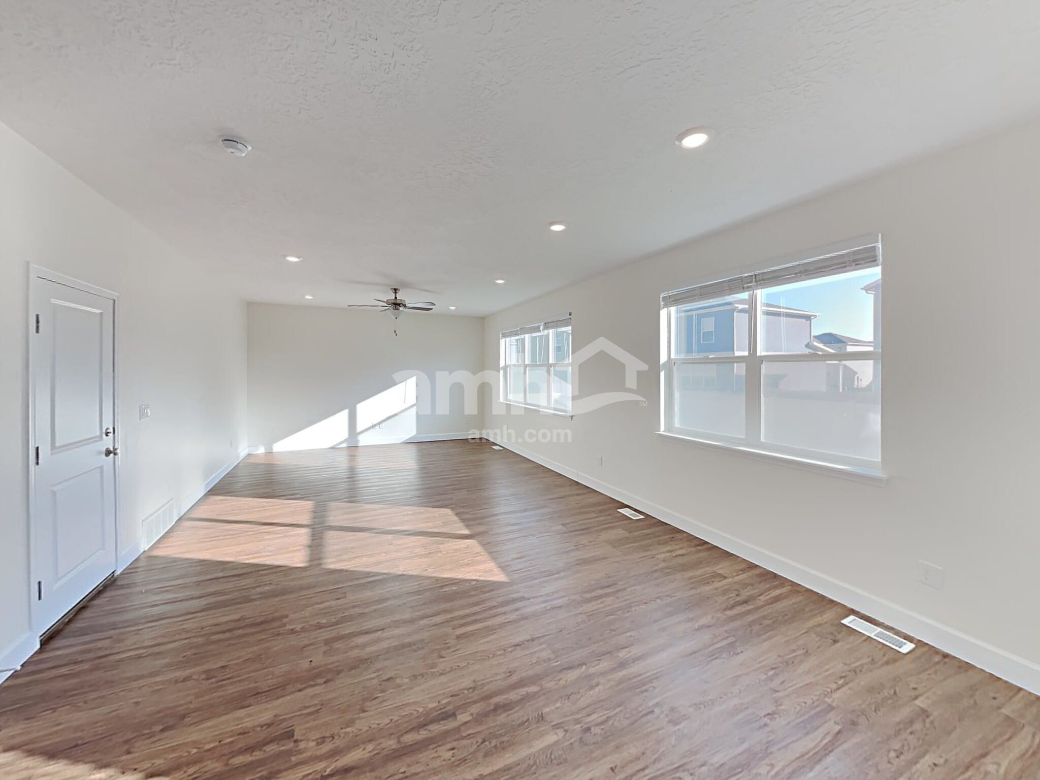 Building Photo - 2326 E Tumbleweed Rd