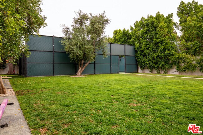 Building Photo - 17524 Jayden Ln