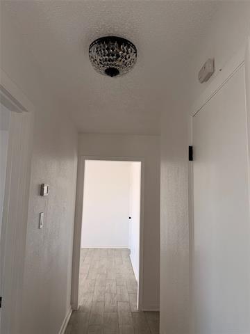 Building Photo - 605 N Davis Dr