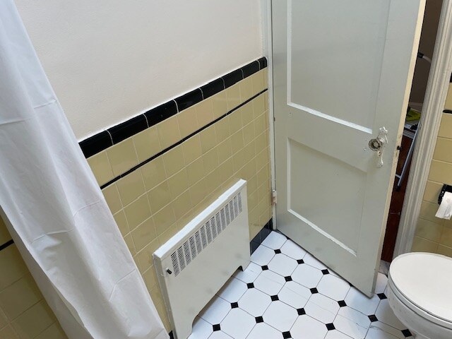 Building Photo - 852 Fairfax Rd