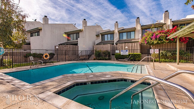 Building Photo - 5249 Colodny Dr