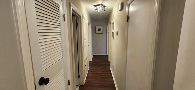 Building Photo - Amazing 3 bedroom home in Mohina Woods