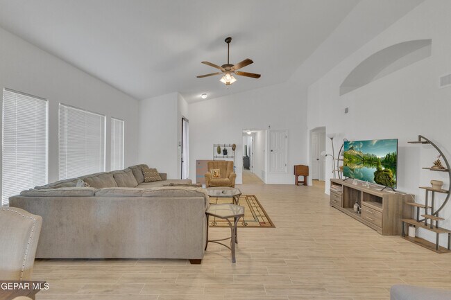 Building Photo - 14800 Sam Garcia Ave