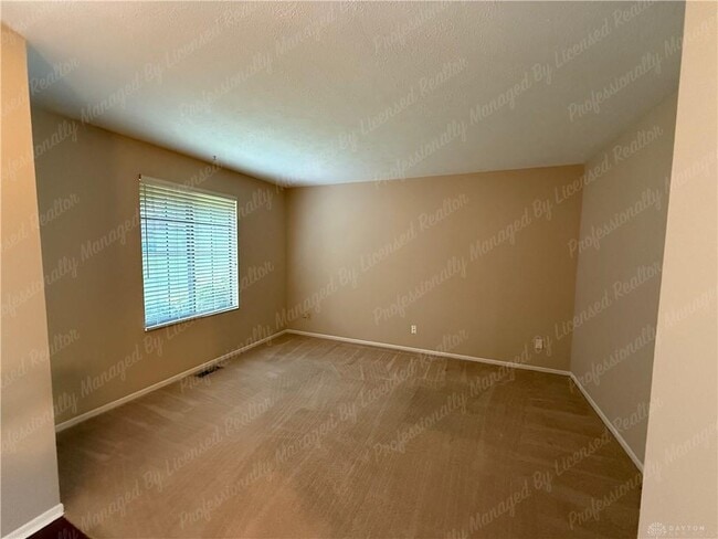 Building Photo - 4418-4420 Edelweiss Dr