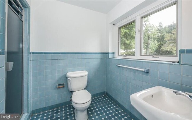 Building Photo - 8104 Heacock Ln