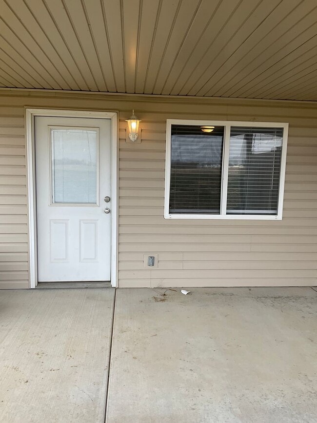 Building Photo - 139 Northtowne St