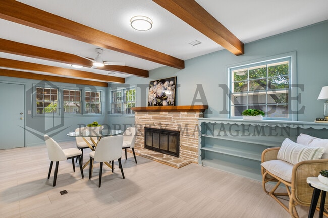 Building Photo - 1126 Farmstead St