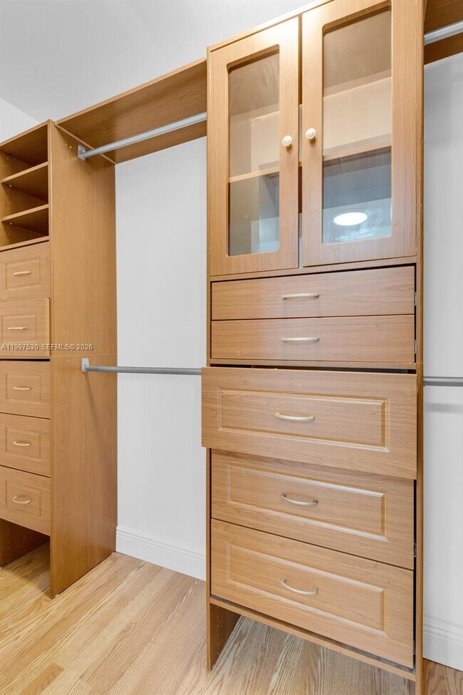 Building Photo - 201 SW 51st Ct