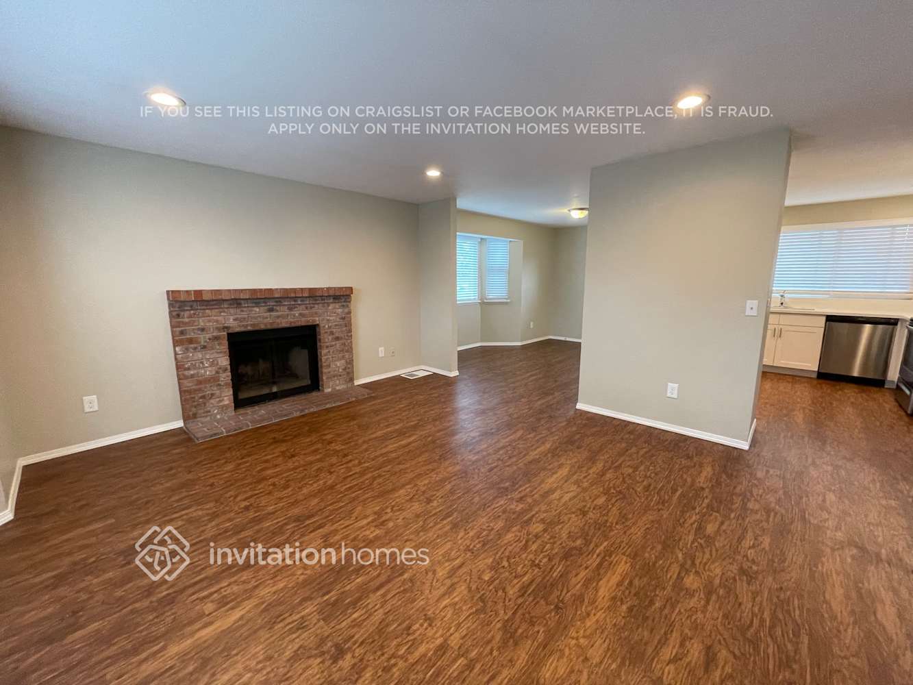 Building Photo - 1216 S 236th Pl