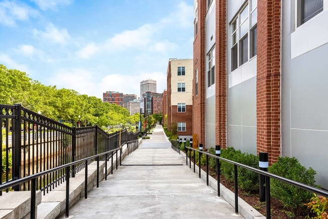 Building Photo - Chic Urban Living: Spacious 1-Bedroom Apar...