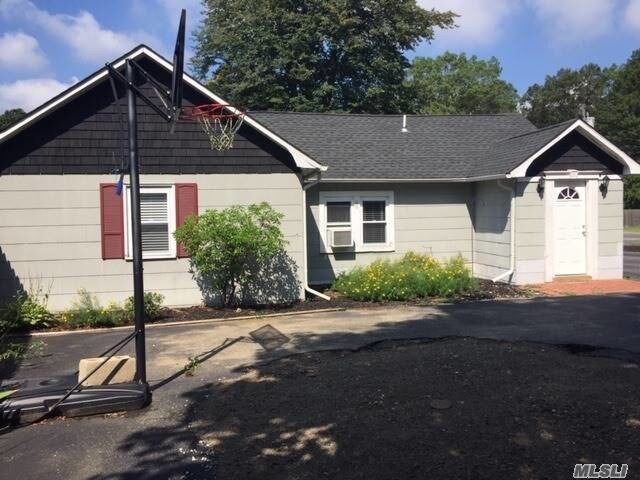 Primary Photo - 356 Lake Ave S
