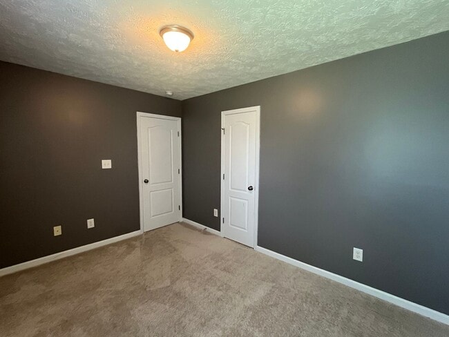 Building Photo - Charming 3 Bed Raeford Home with Fenced Yard