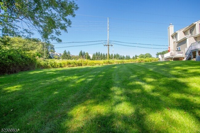 Building Photo - 572 Old Dover Rd