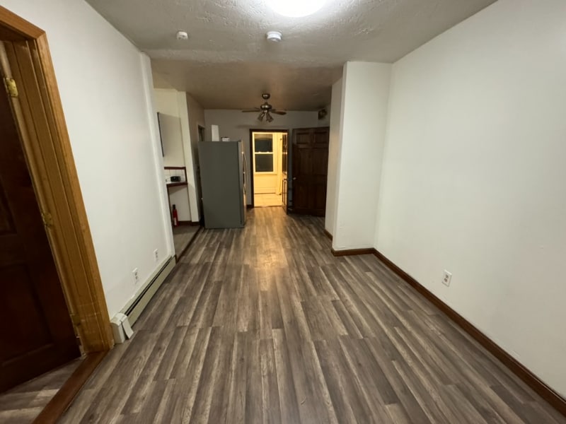 Building Photo - 154 N Franklin St