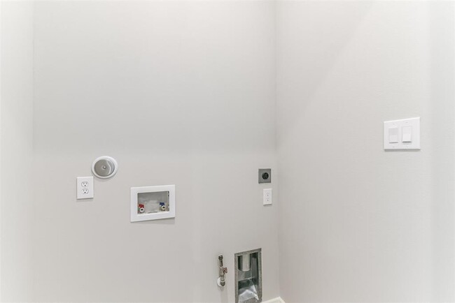 Building Photo - 10922 Brookeshire Chase Ln