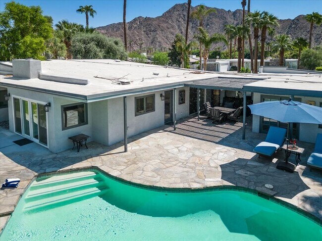 Building Photo - 76140 Fairway Dr