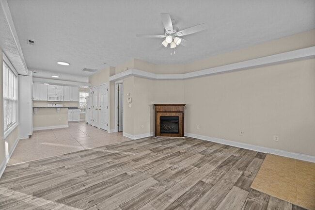 Building Photo - 504 Sea Knight Ln