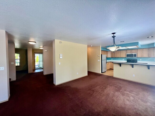 Building Photo - PENDING APPLICATION; Well Maintained and S...