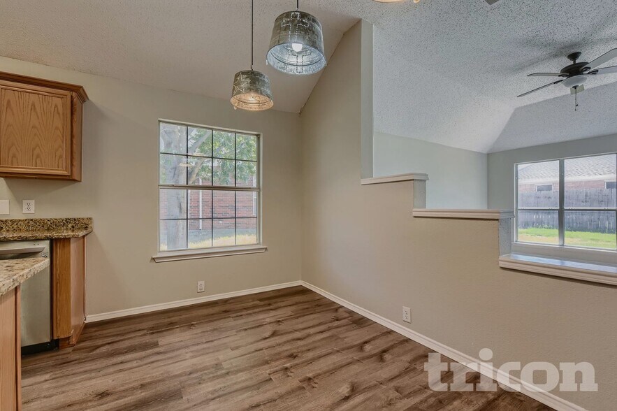 Building Photo - 4429 Spanish Oak Cir