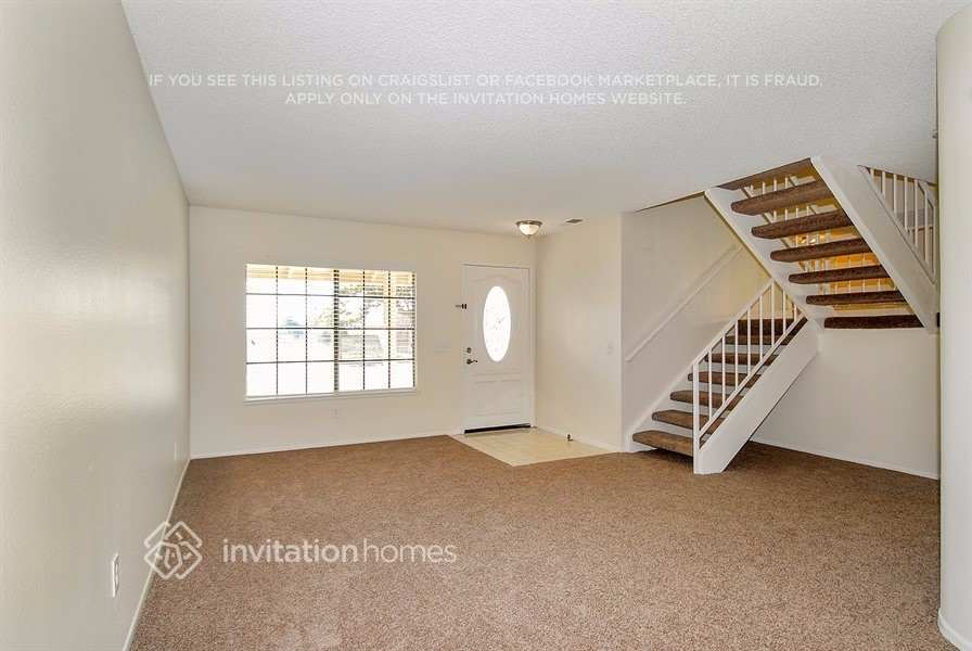 Building Photo - 15940 Miller Ave
