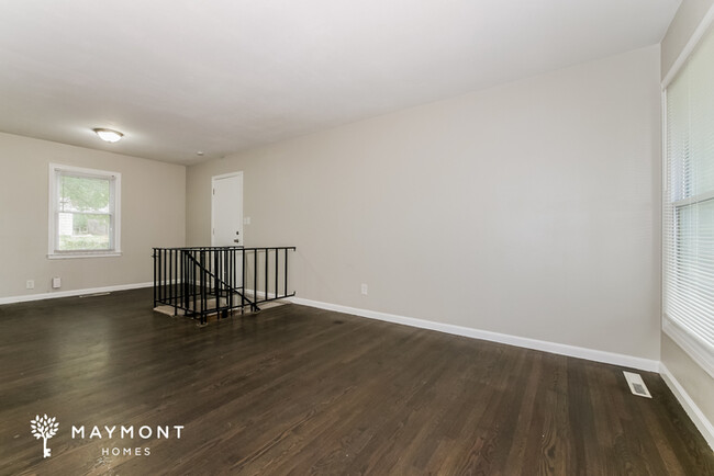 Building Photo - 3 Bedroom in Overland Park