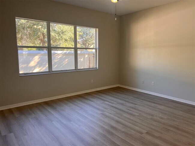 Building Photo - 20213 Moss Hill Way