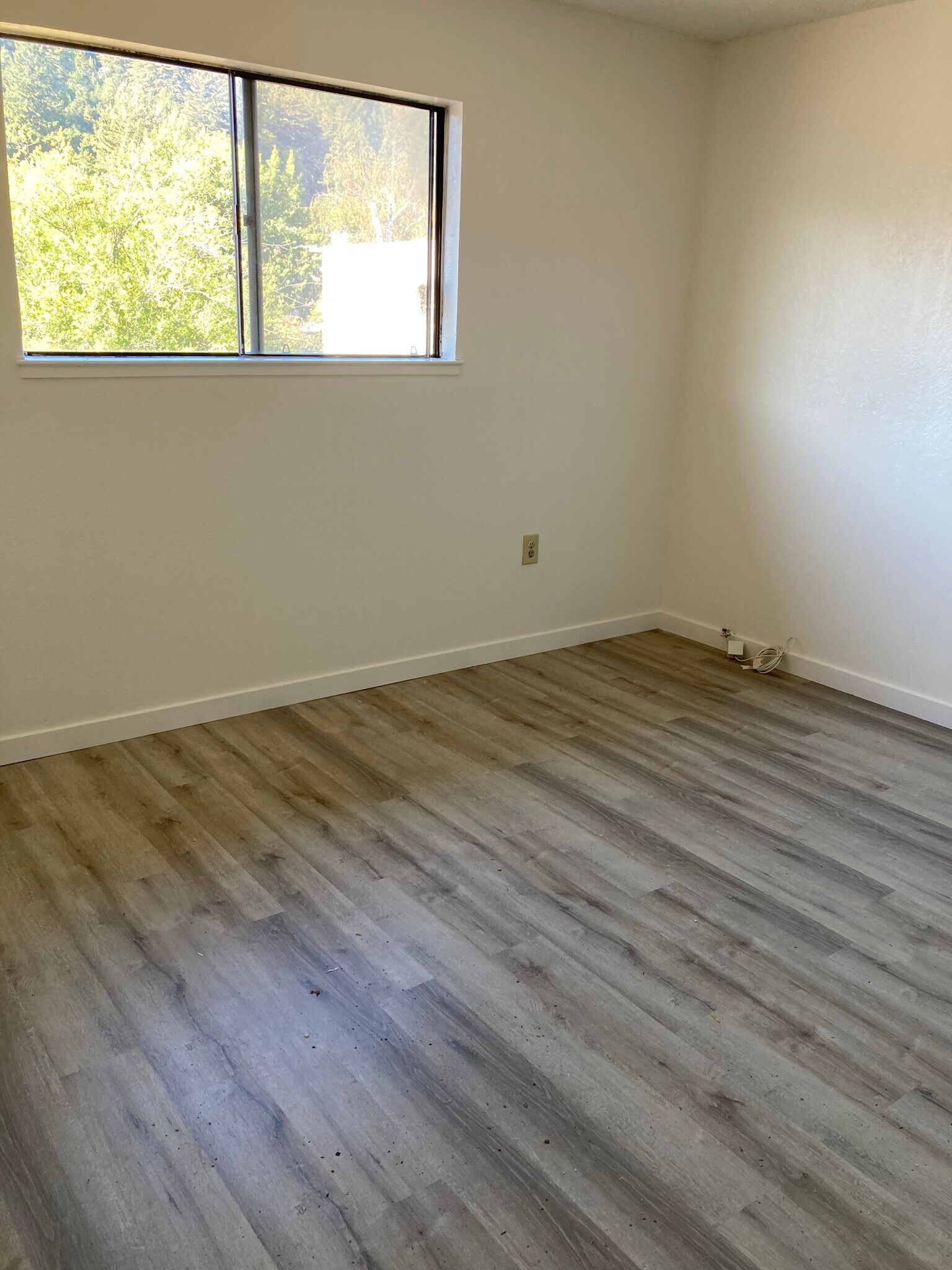 Building Photo - 4730 Scotts Valley Dr