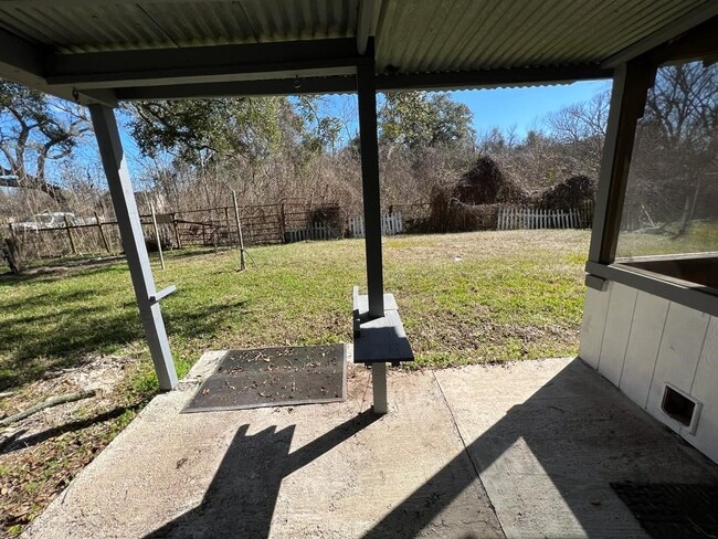 Building Photo - 1272 Pecan St