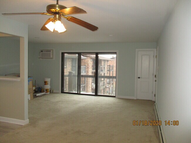 Building Photo - 8611 Lexington Cir