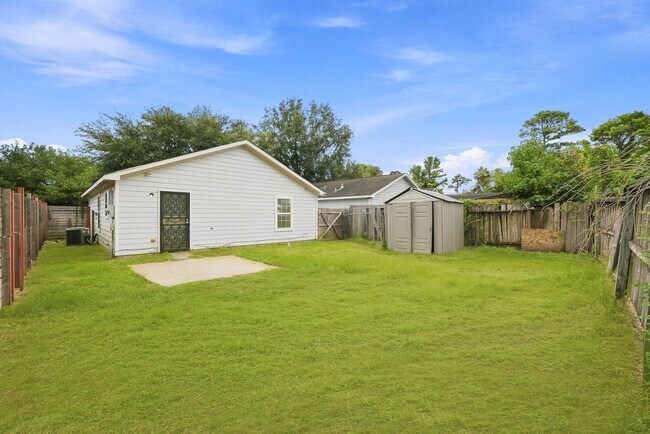 Building Photo - 11723 Greenmesa Dr