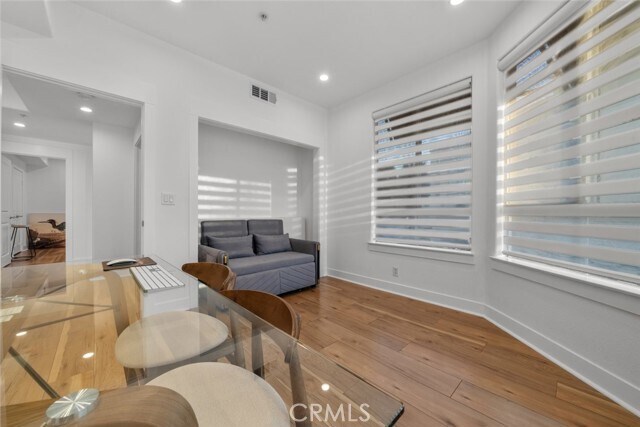 Building Photo - 24505 Town Center Dr