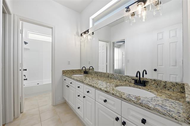 Building Photo - 5955 Rosebud Dr