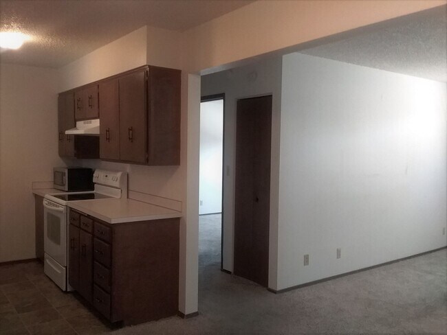 Building Photo - 407 Oregon St