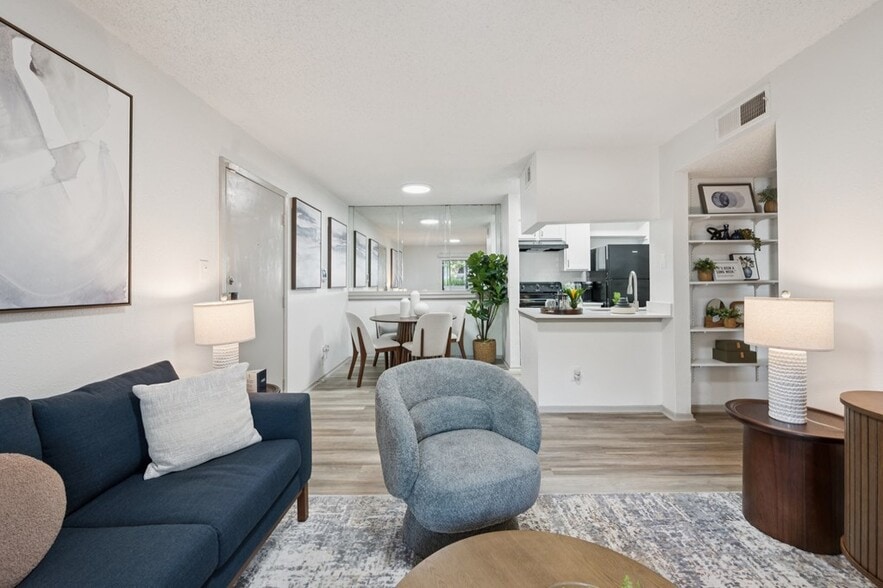 Building Photo - 9024 Northgate Blvd