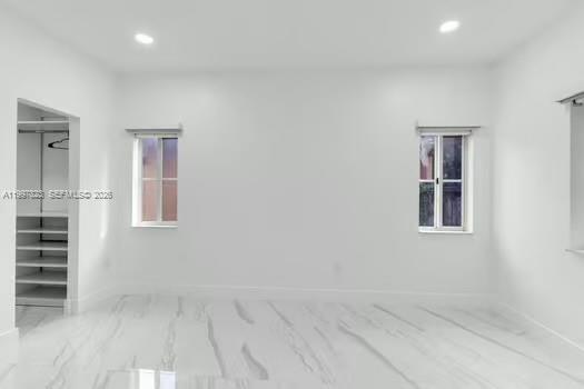 Building Photo - 4127 NE 30th St