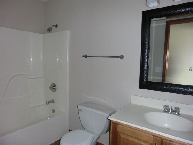 Building Photo - 203 Autumn Pine Dr
