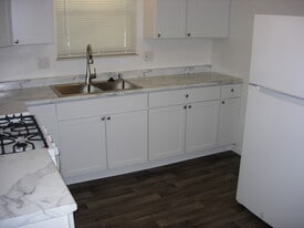 Building Photo - 1409 Blanchard Ave