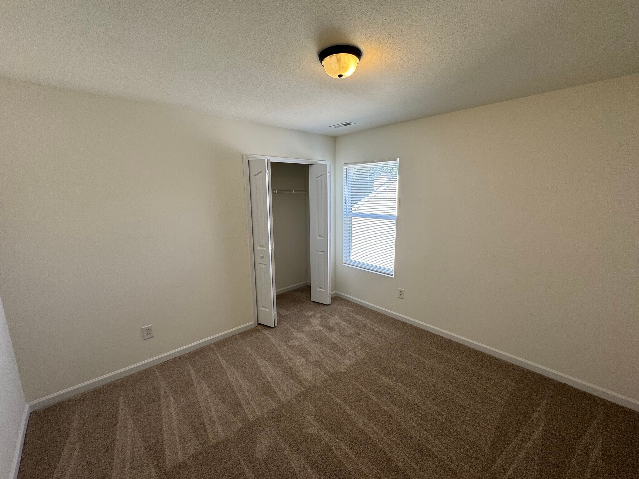 Building Photo - 6718 Sequoia Hills Dr