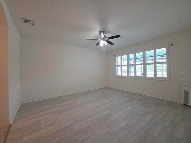 Building Photo - 17545 Buckingham Garden Dr