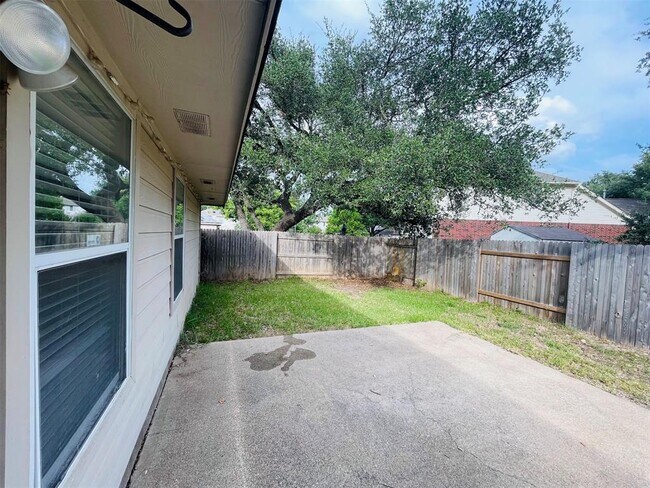 Building Photo - 1206 Brighton Bend Ln