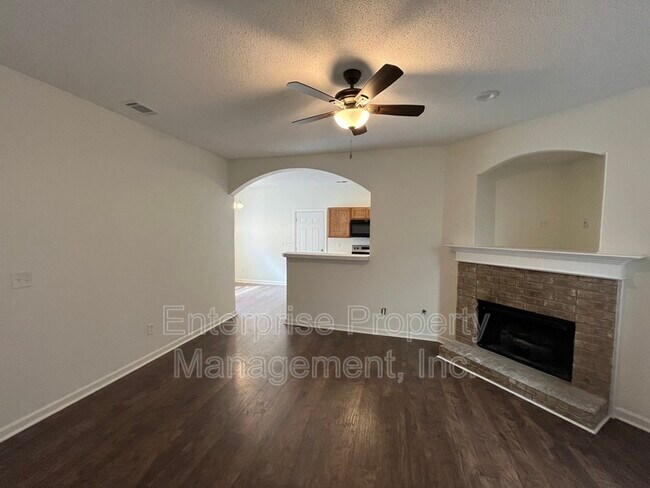 Building Photo - 10174 Sorrento Pl