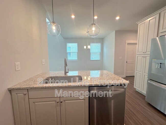 Building Photo - 3348 Finchborough Ct