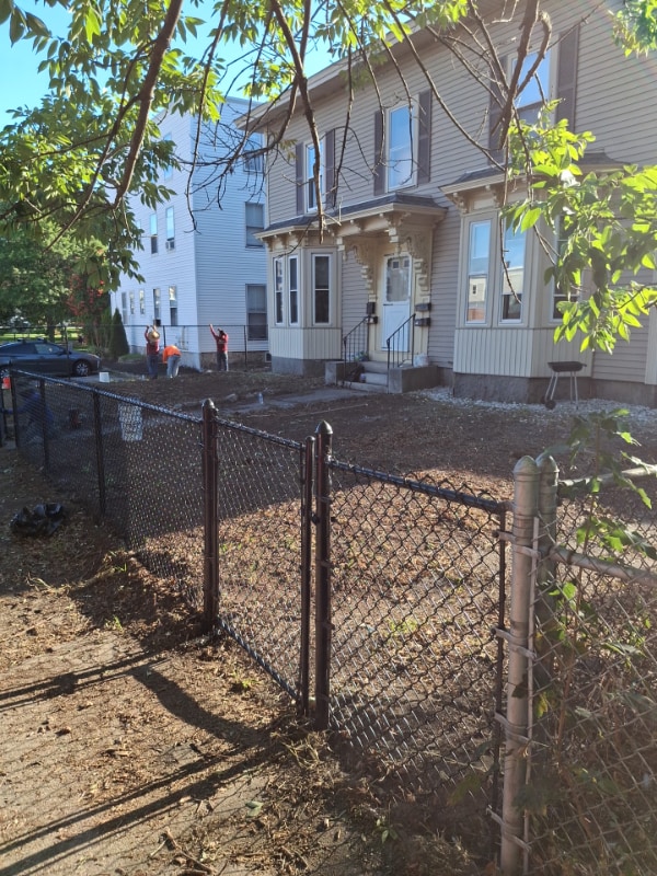 Building Photo - 520 Beech St