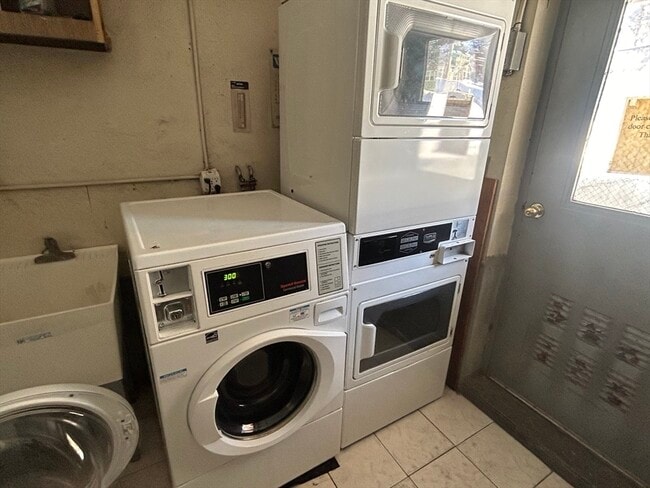 Building Photo - 9 Ryder St