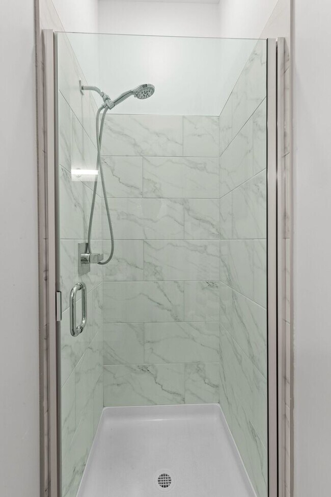 Building Photo - Chic Studio in the Heart of WEHO – Water &...