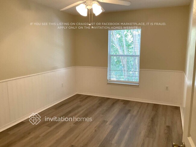 Building Photo - 3859 Sunset Cove Dr