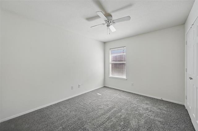 Building Photo - 5140 Bayridge Ct